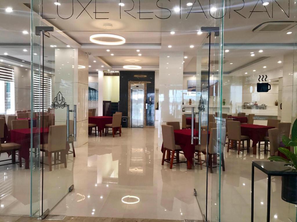 Luxe Hotel Dong Hoi Exterior photo