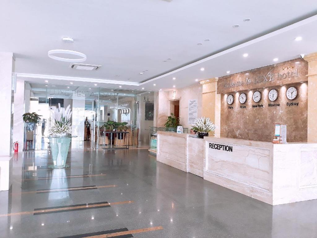 Luxe Hotel Dong Hoi Exterior photo